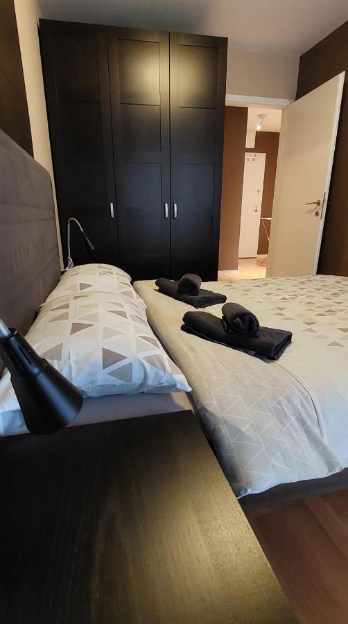 Apartment Urban & 4 *